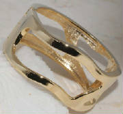 Jewelry/goldholesbracelet.jpg